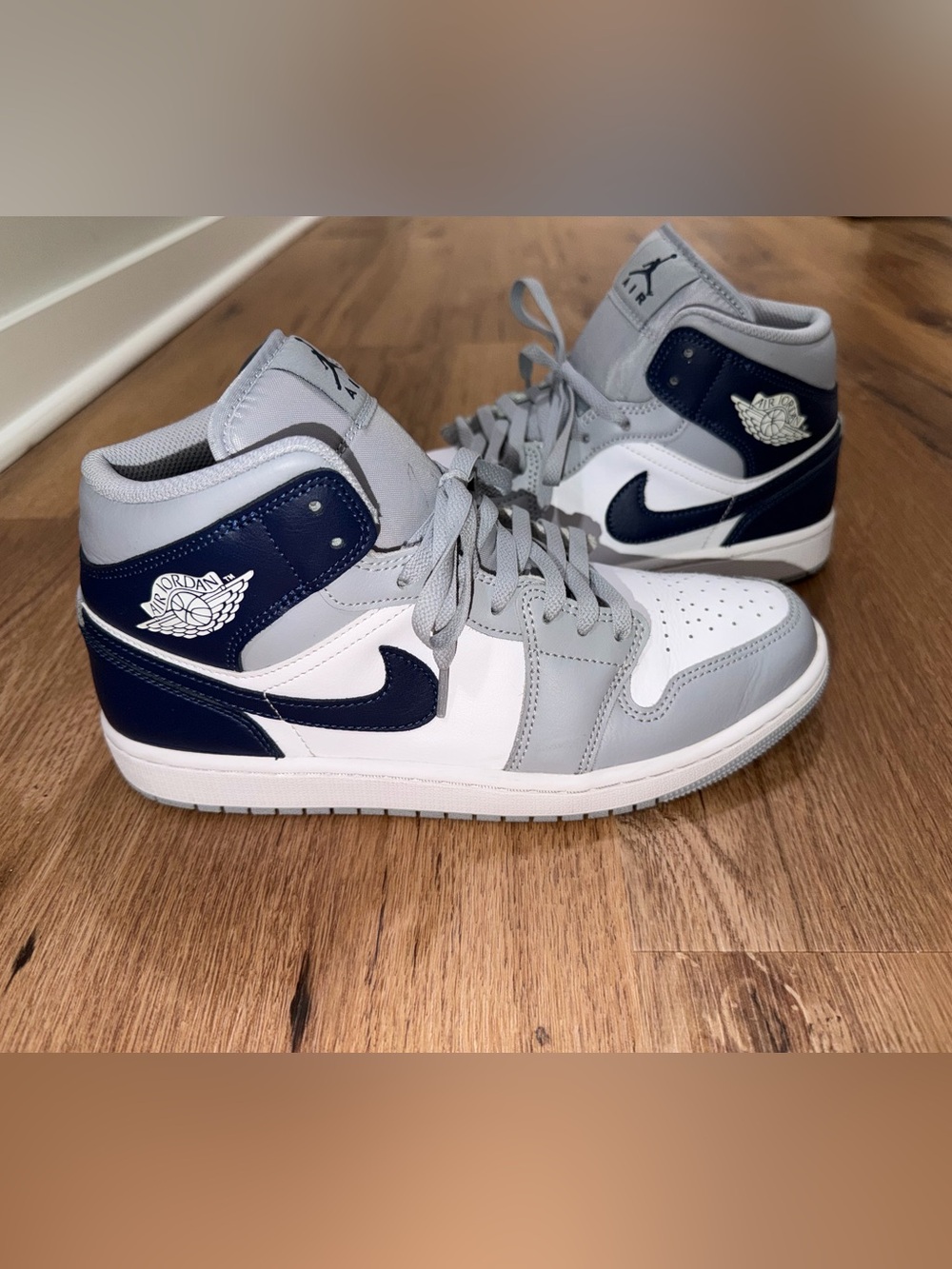 Jordan Men’s Sneakers - White / Light Gray / Navy